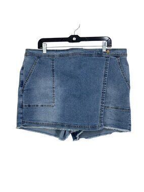 Jessica Simpson Womens Denim Short Skort Size 16/33 with Pockets & Frayed Hem